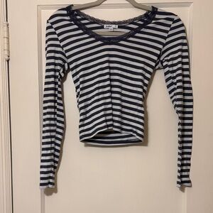 Striped Lace-Trim Long Sleeve Tee in Navy & White